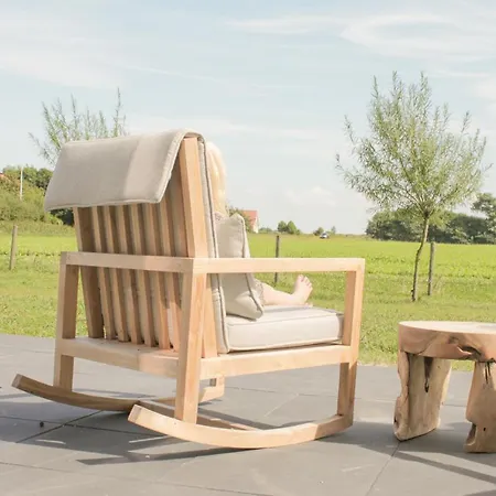 Slufterhoeve Bed and Breakfast 3*