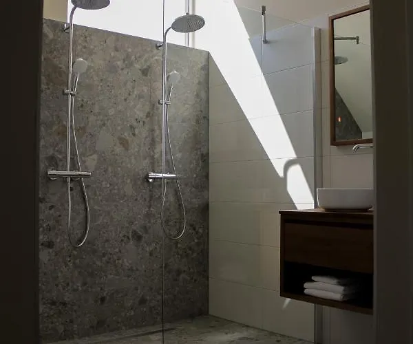 Slufterhoeve Bed & Breakfast 3*